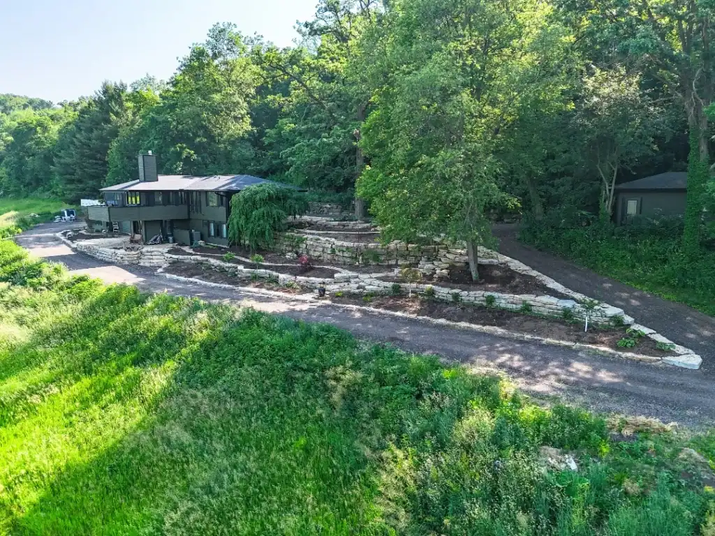 Frank Lloyd Wright-Inspired Landscape