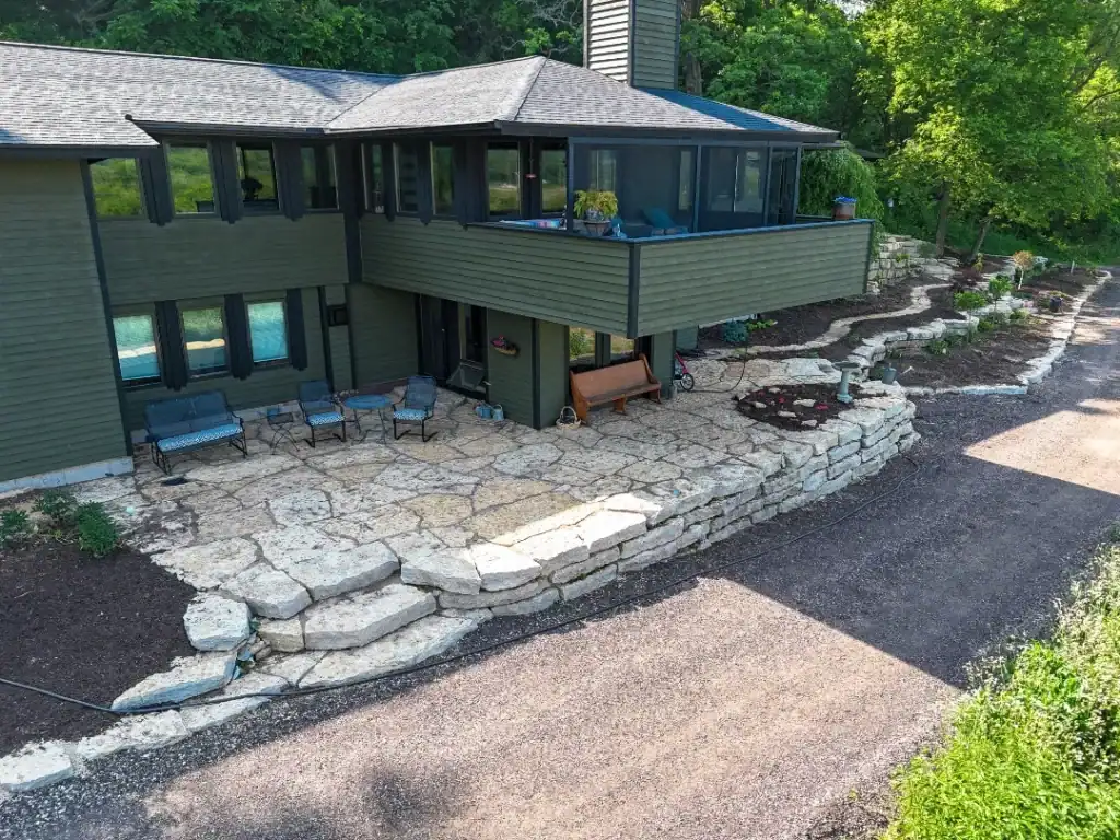 Frank Lloyd Wright-Inspired Landscape