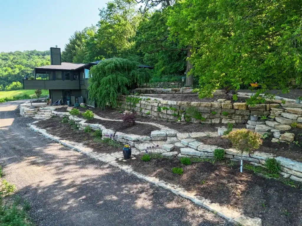 Frank Lloyd Wright-Inspired Landscape